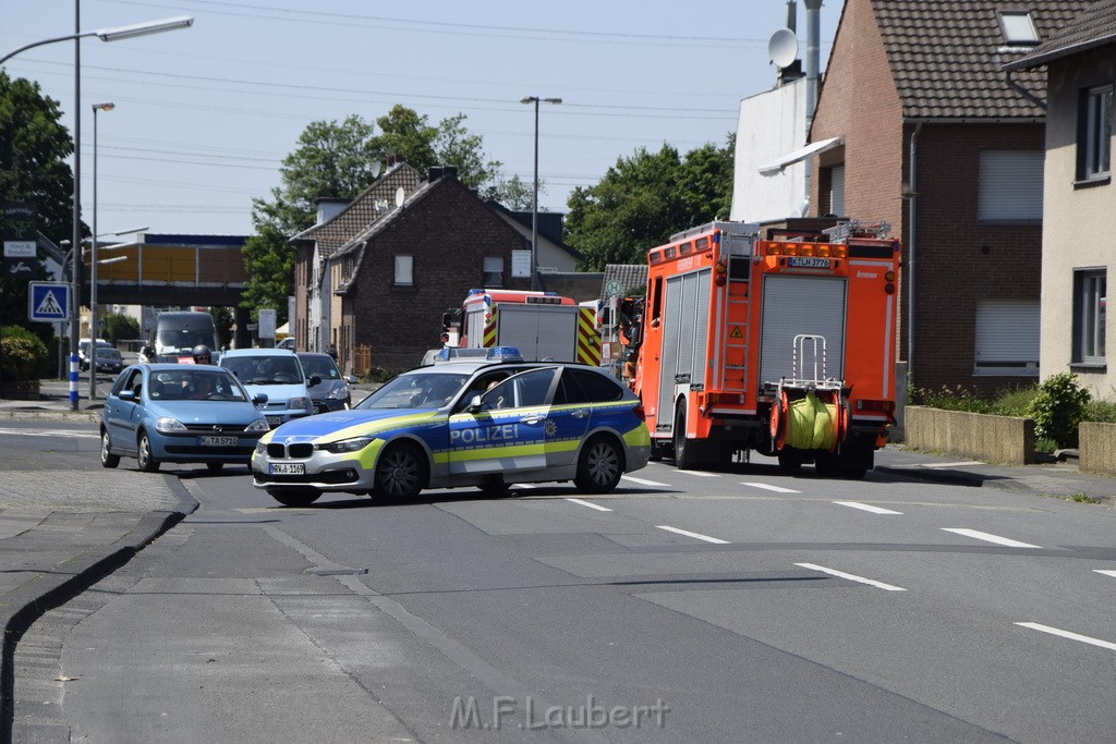 Feuer 1 Koeln Porz Grengel Waldstr P102.JPG - Miklos Laubert